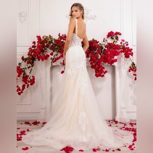 🚨 BRIDAL BLOWOUT NWT Ivory Wedding Dress lace sweetheart bodice tulle skirt SZ:8